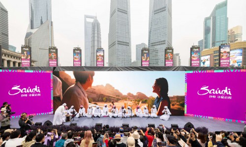 “沙特小镇”登陆东方明珠，现场热度火爆！精彩体验抢先看